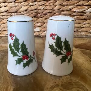 Lefton Holly berry salt and pepper shaker
